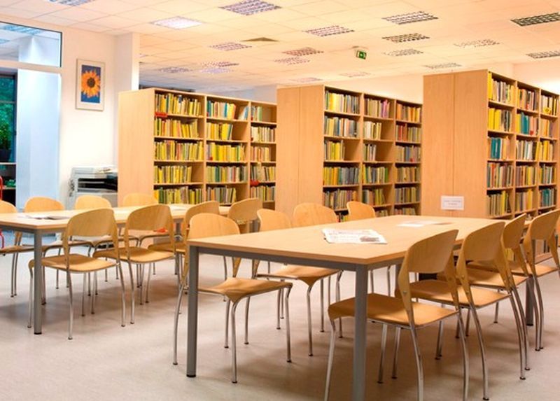 Mobilier confortable pour la bibliothèque