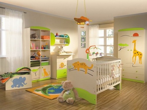 Chambre bébé lumineuse