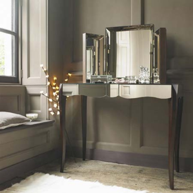 Les meubles en miroir sont si glamour