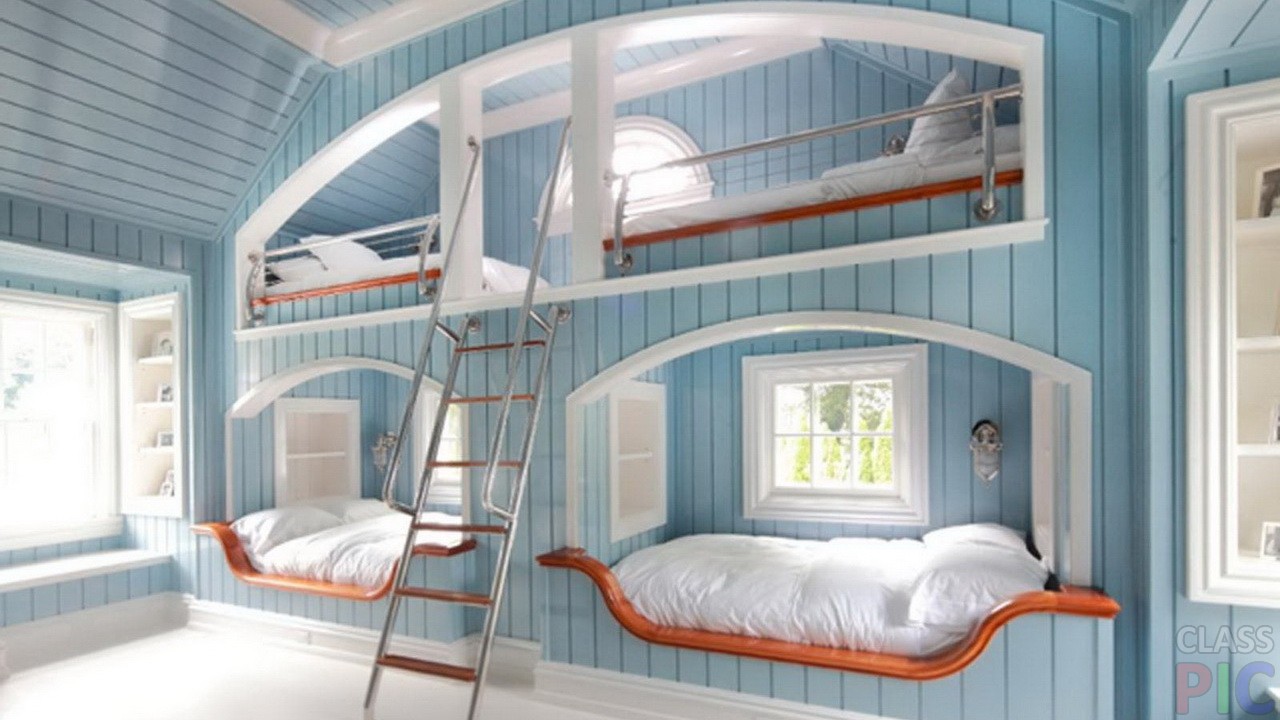 Grand lit pour quatre