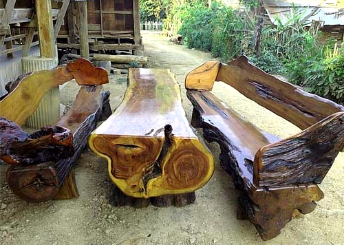 Meubles de bricolage en rondins