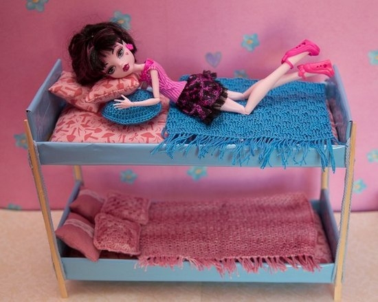 Comment faire un lit superposé pour poupées