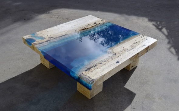 Table cool et époxy et travertin