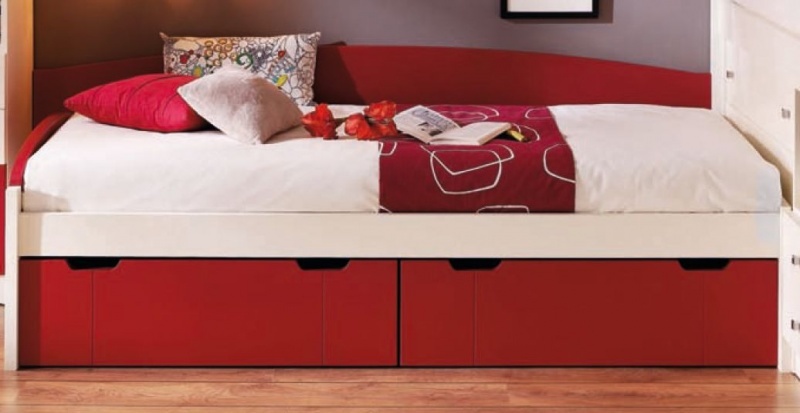 https://furniture.desigusxpro.com/wp-content/uploads/2018/02/Na-chto-obratit-vnimanie-pri-vybore-krovati-dlya-podrostka-1.jpg