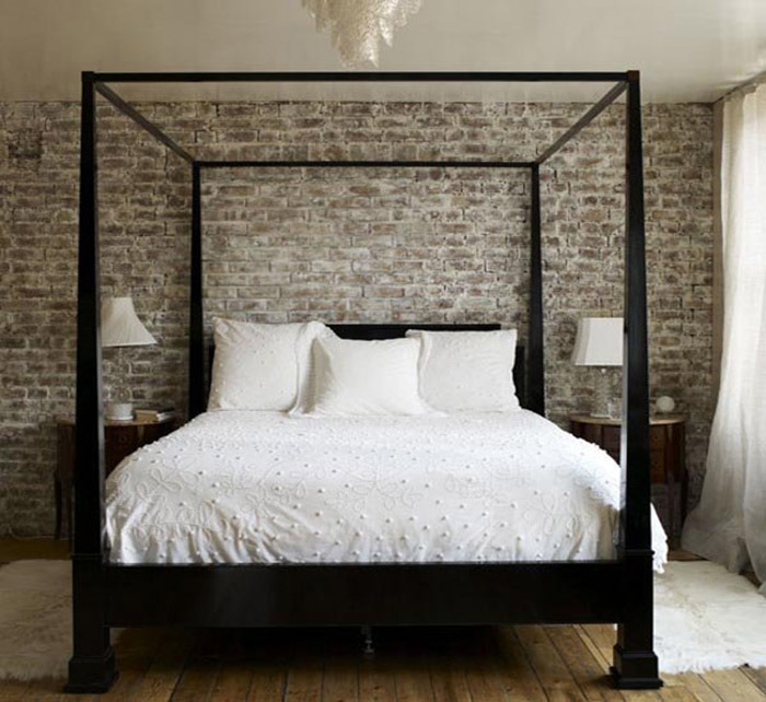 Cadre métallique inhabituel pour le lit