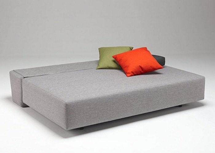 Canapé déplié avec couchette