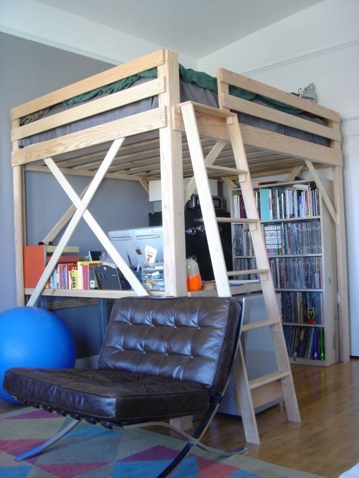 Chambre au plafond
