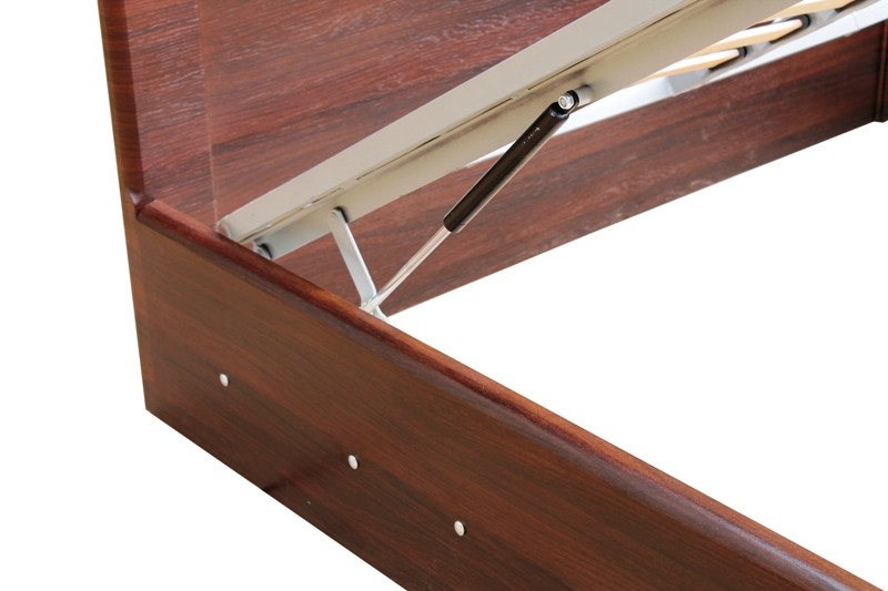 Choisir des accessoires pour le lit