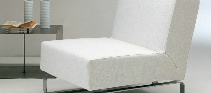 Beau fauteuil-lit blanc