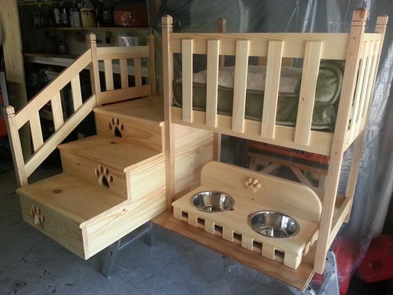 Grand lit superposé en bois pour chien