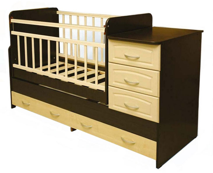 Lit bébé avec commode