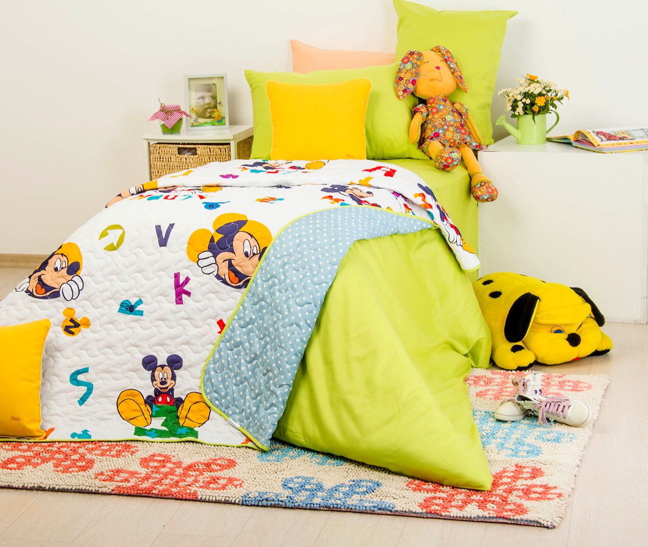 Comment choisir un couvre-lit bébé
