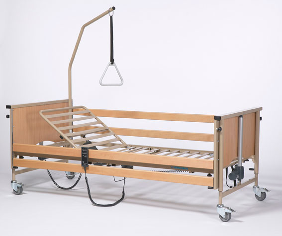 Lits pour personnes handicapées en bois et métal