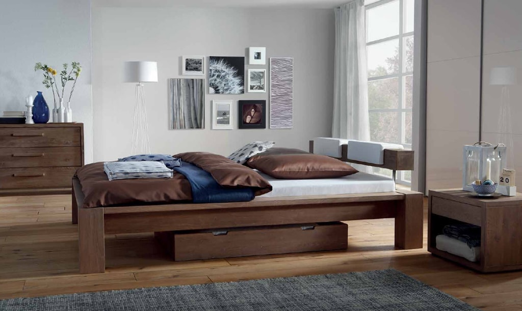 Mobilier moderne massif