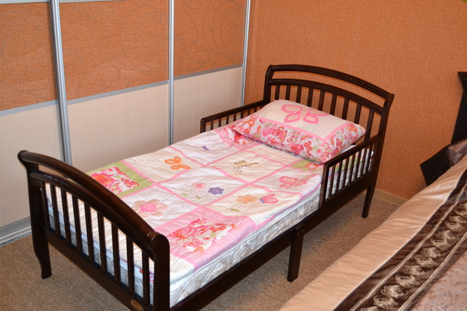 Meubles de couchage en bois naturel