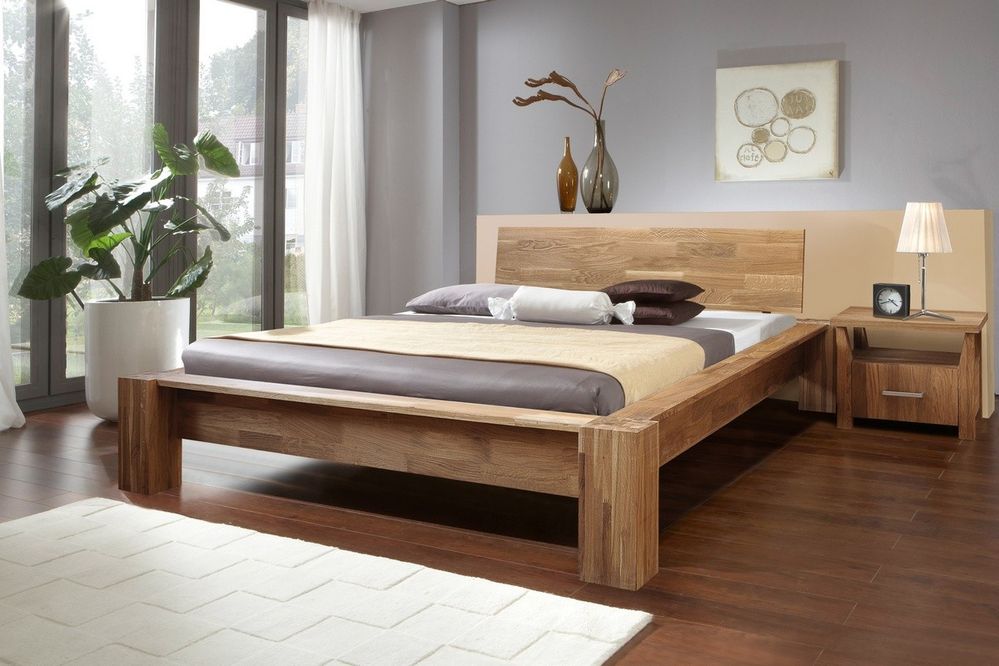 Bois naturel à l'intérieur de la pièce