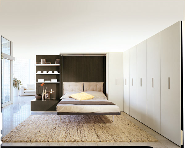Bel intérieur de chambre avec un lit pliant
