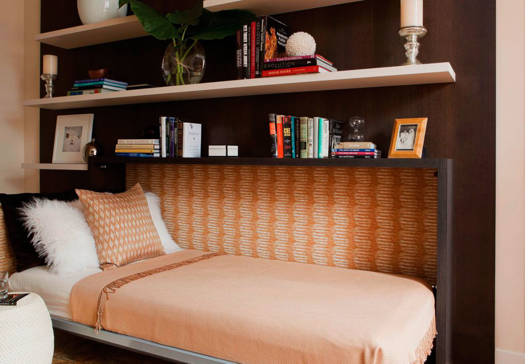 Lit commode à l'intérieur