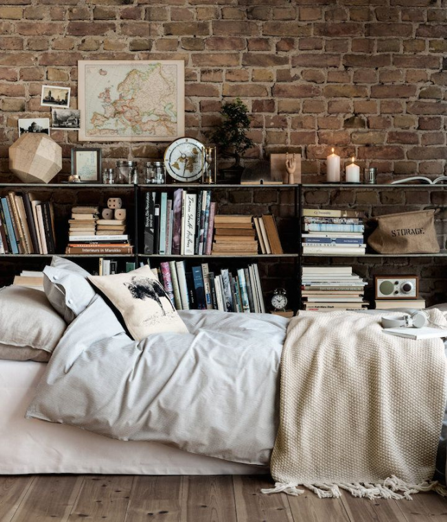 Lit simple en mezzanine