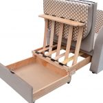 Boîte pour le linge dans une chaise