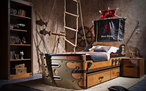 Lit pirate noir avec fusils