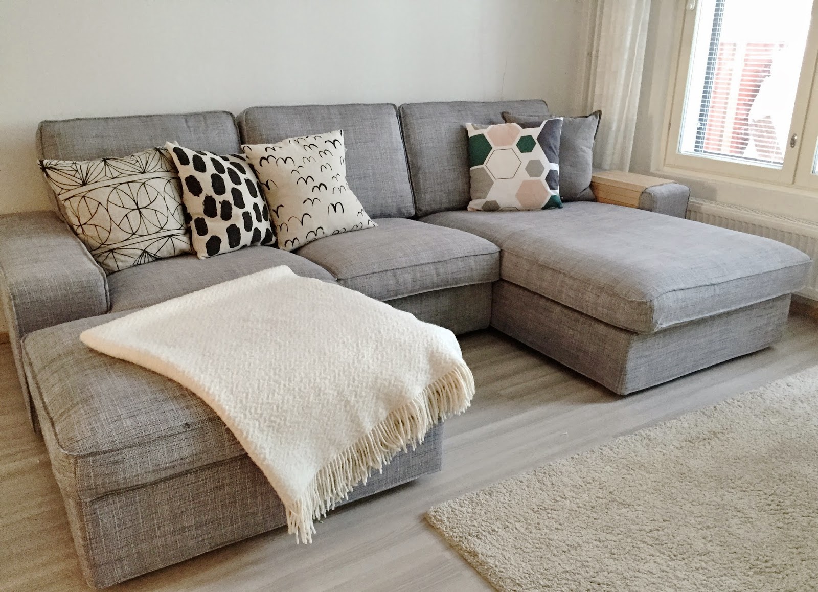 Canapé modulable Ikea à l'intérieur