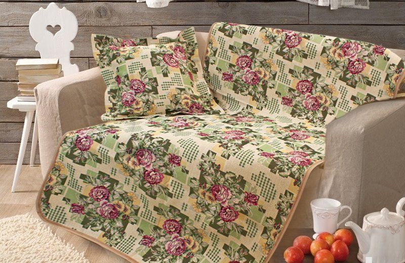 Un an et demi sur une chaise