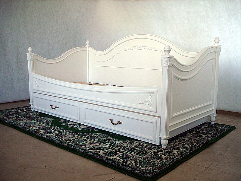 Canapé en bois