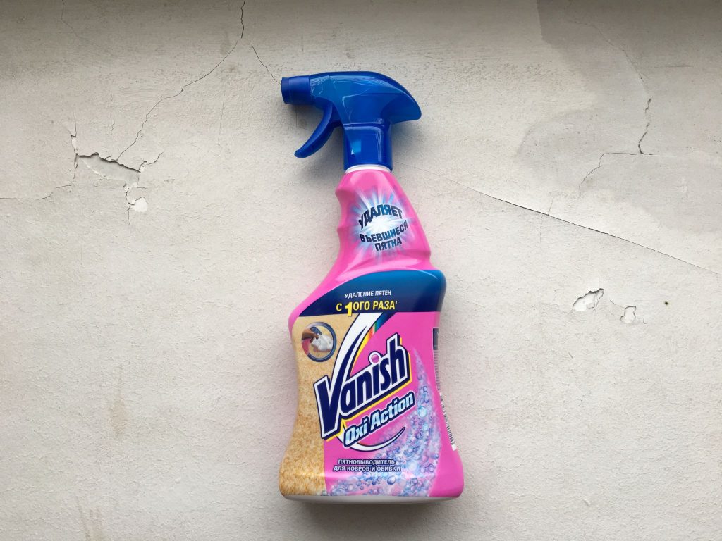 Détachant pour meubles
