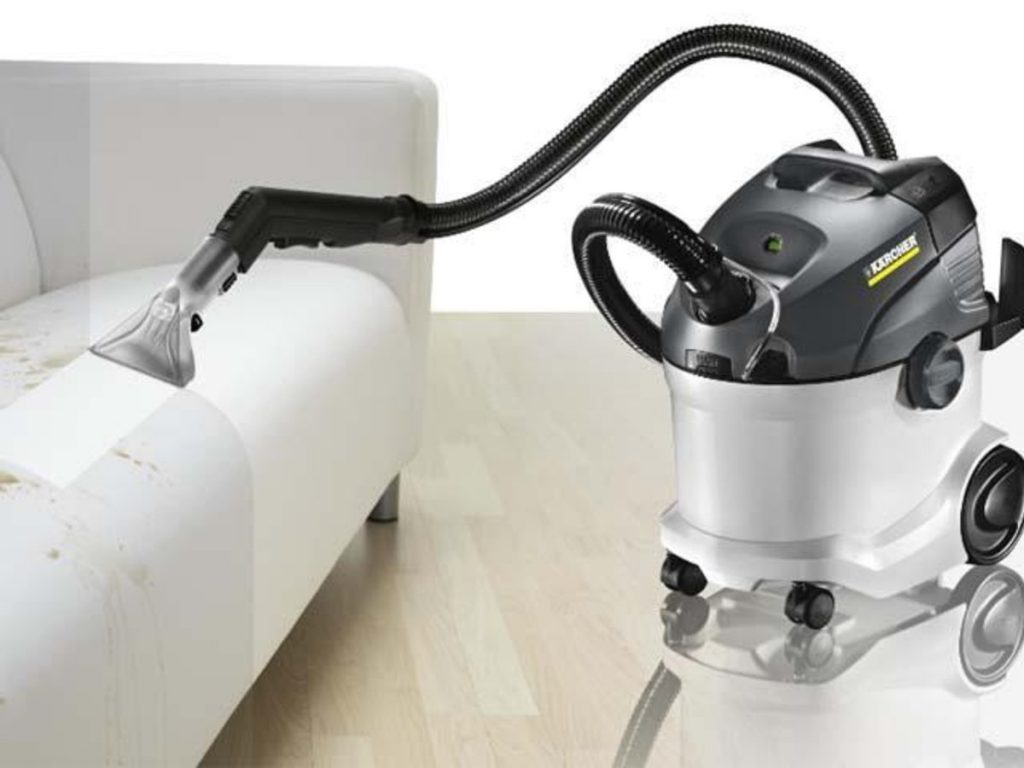 Aspirateur de meubles